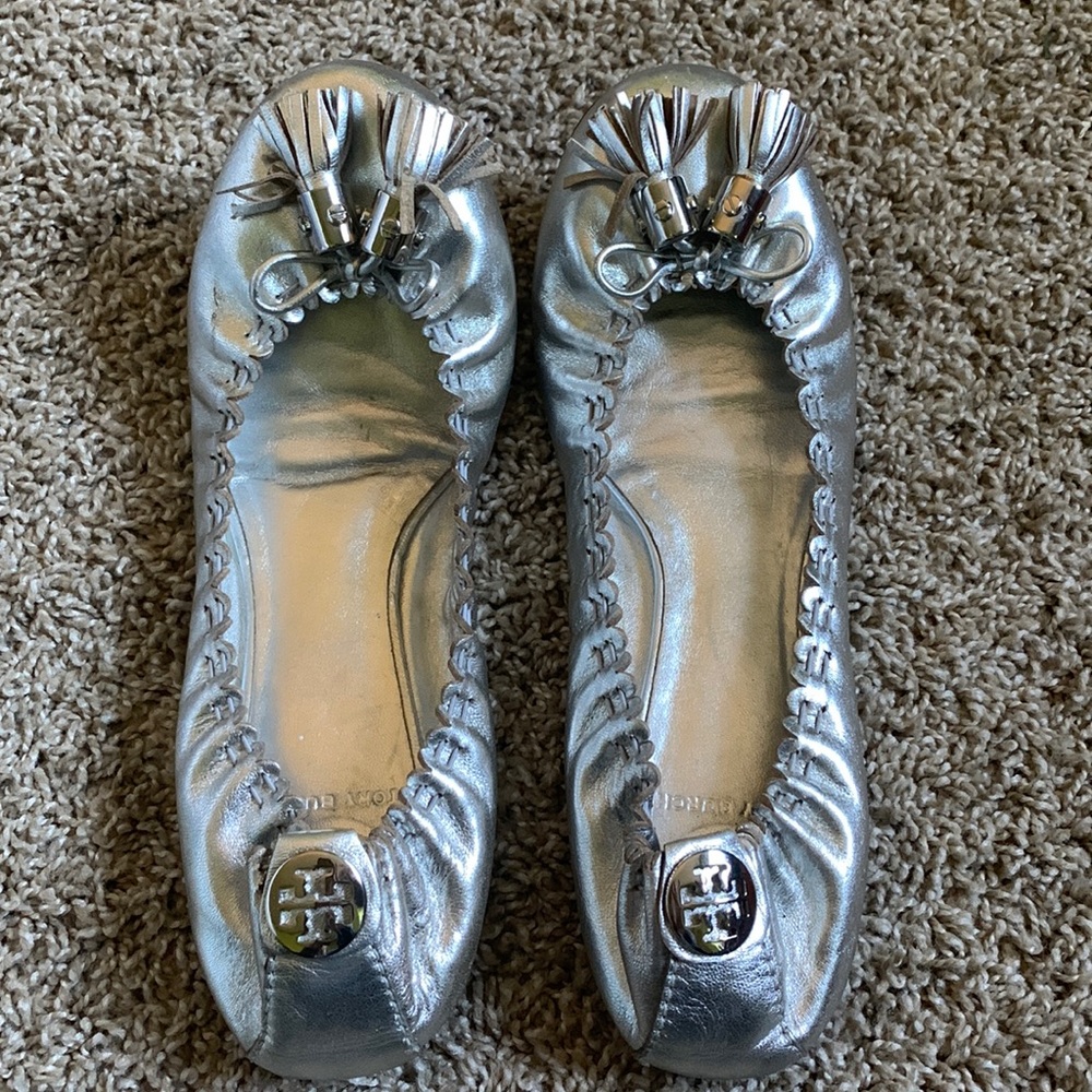 Tory Burch Silver ballet flats